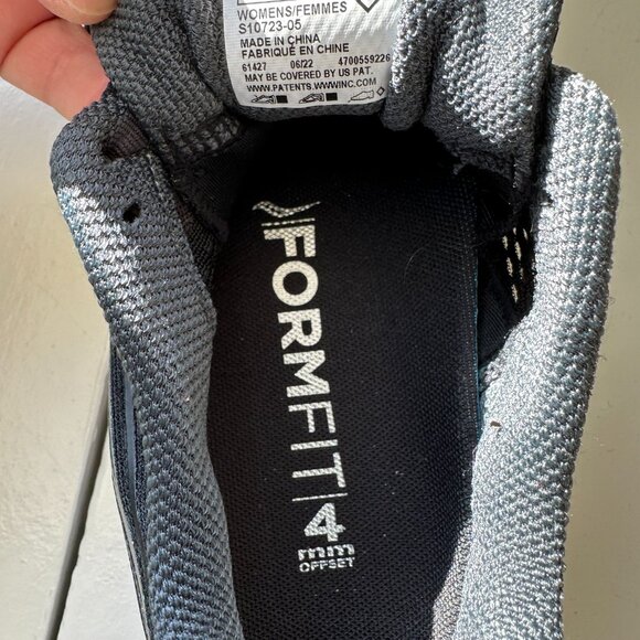 Saucony Kinavera 13! Women's size 8.5. Hard to find!! - Picture 3 of 10